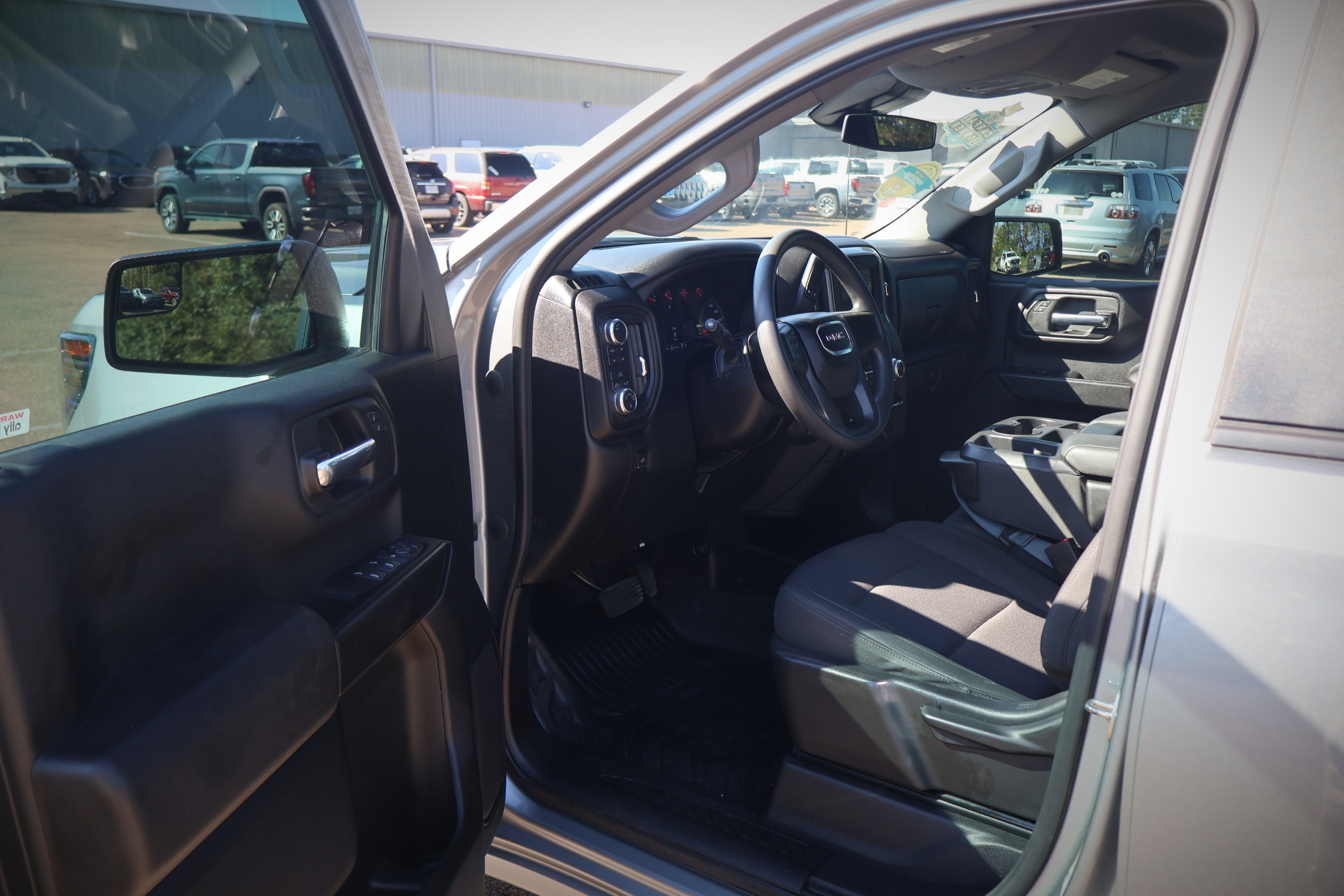 2023 GMC Sierra 1500 Pro