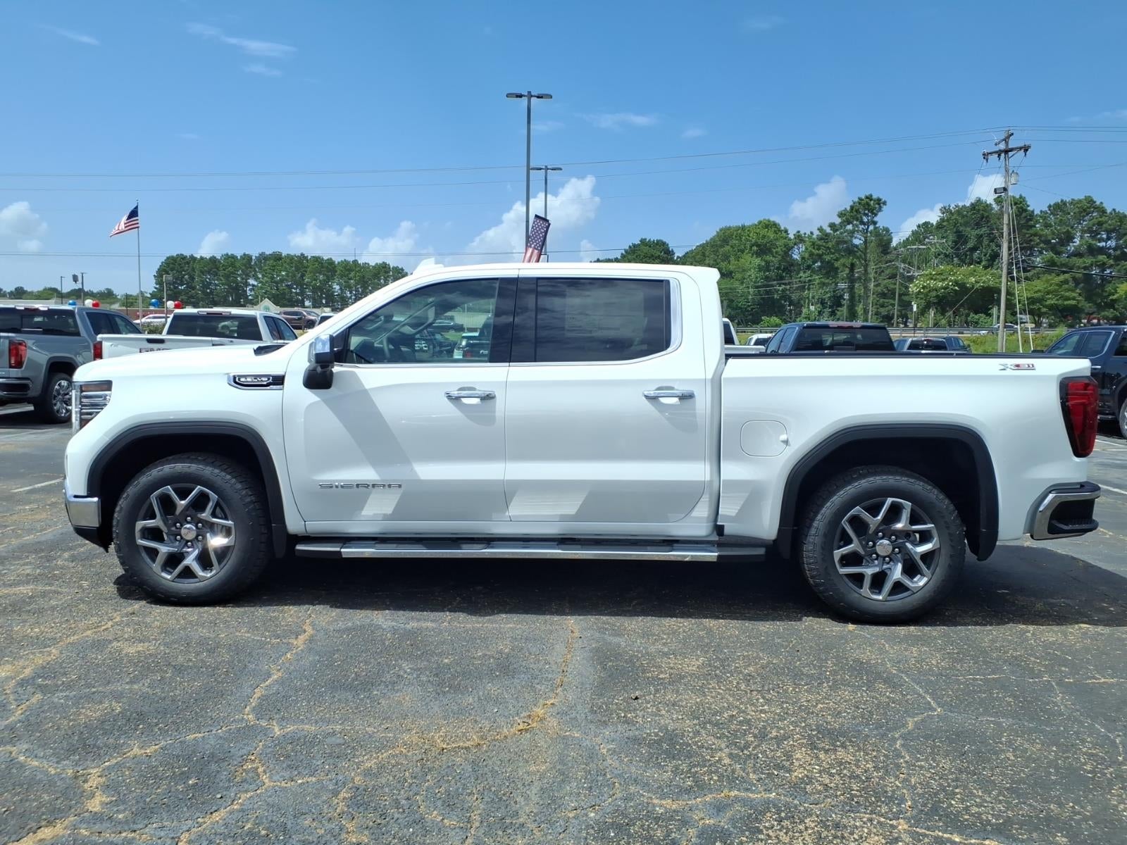 2026 GMC Sierra 1500 SLT