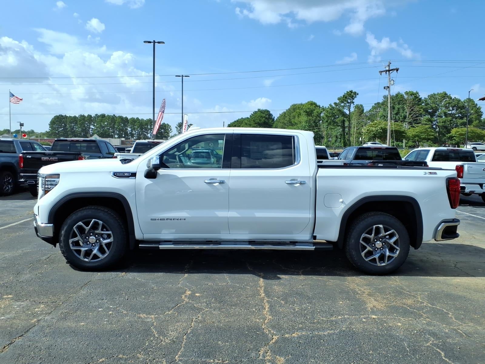 2026 GMC Sierra 1500 SLT