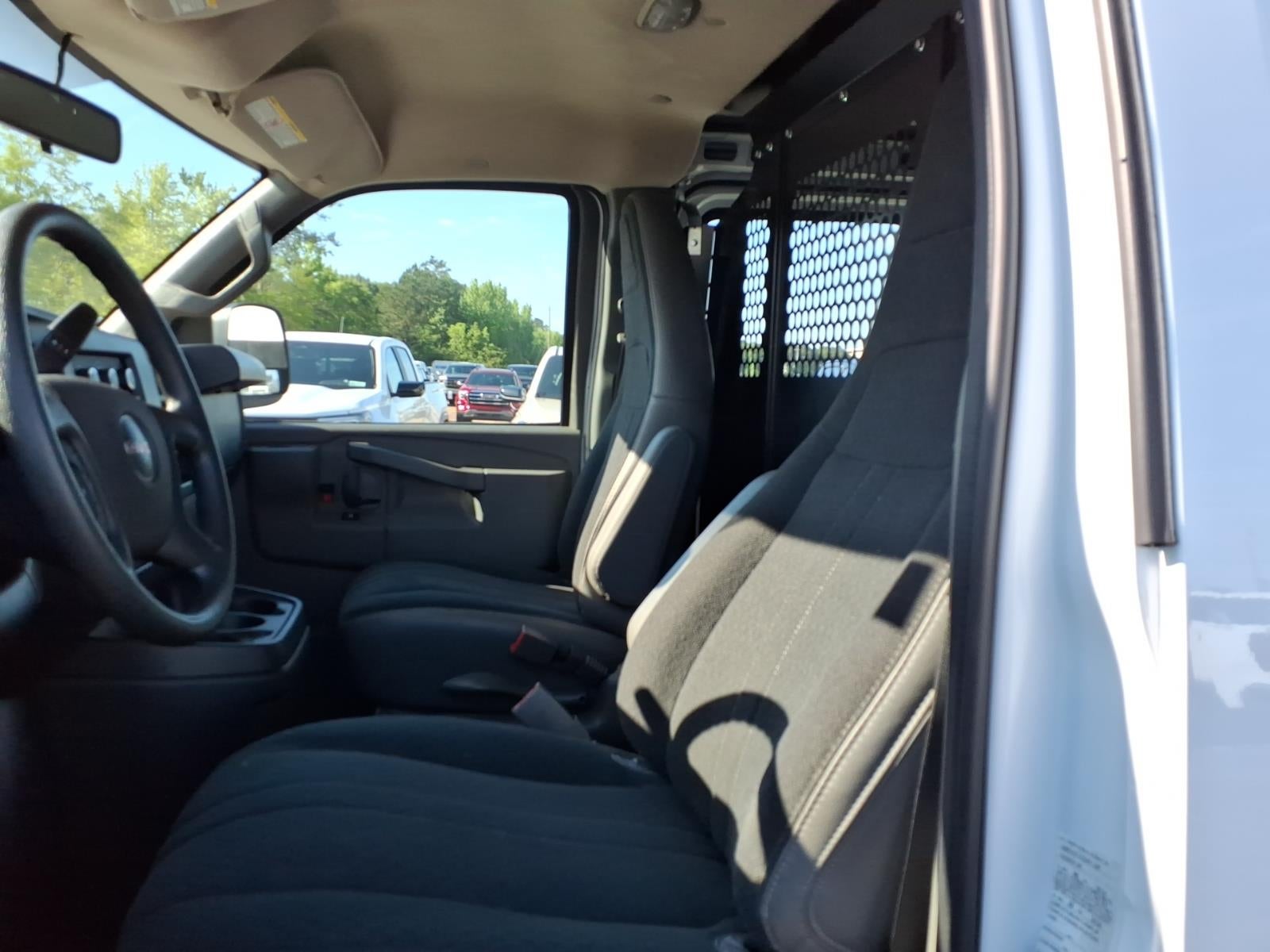 2024 GMC Savana Cargo 2500 Work Van