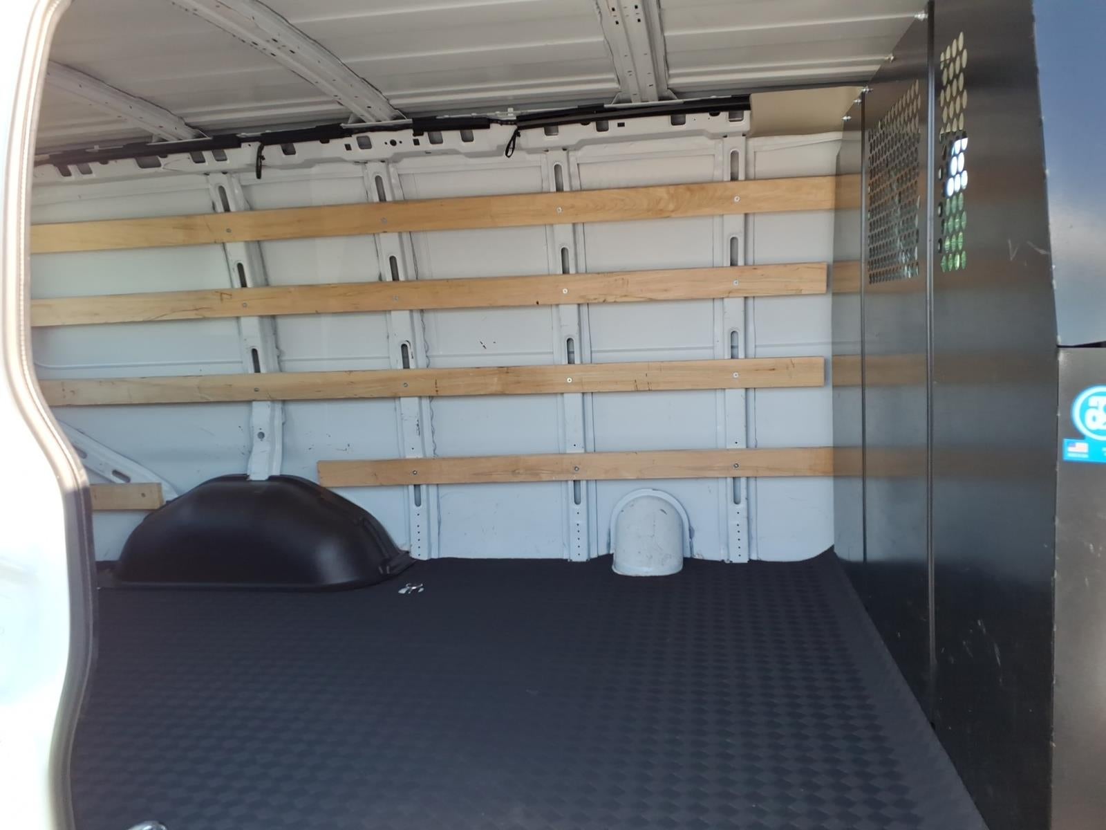 2024 GMC Savana Cargo 2500 Work Van