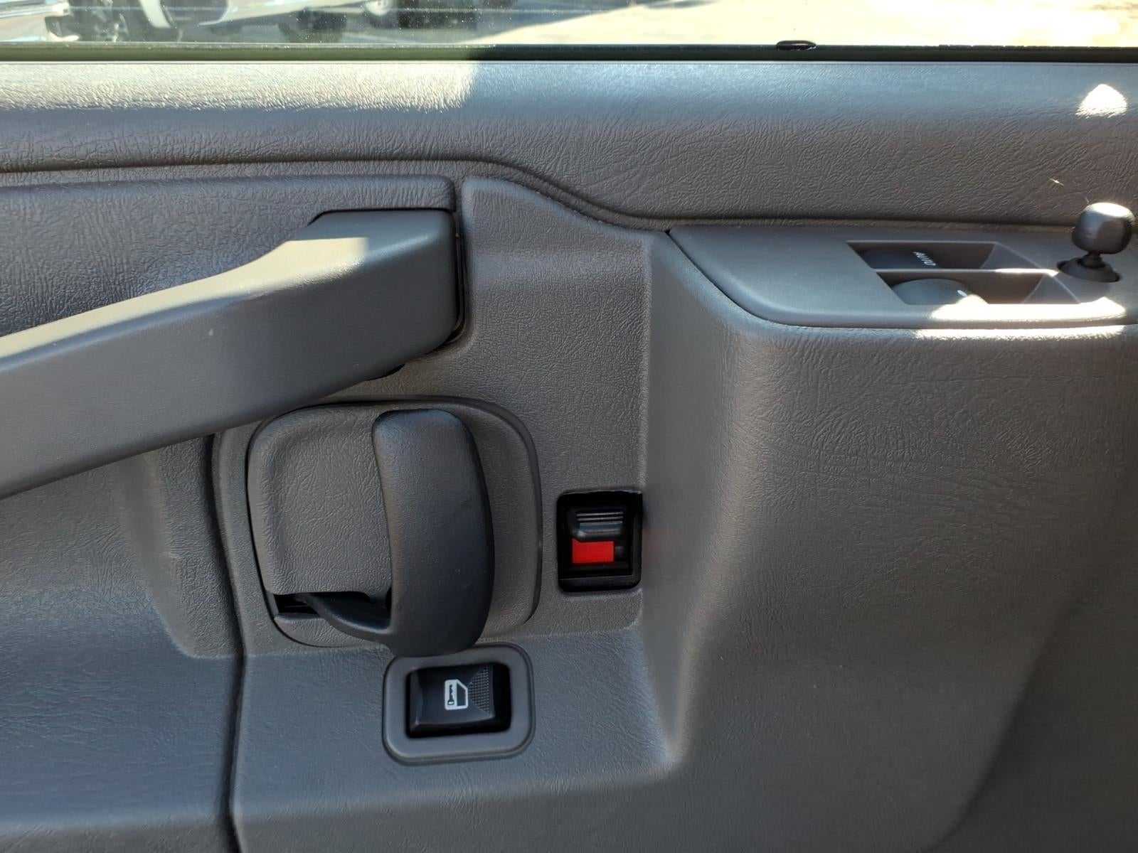 2024 GMC Savana Cargo 2500 Work Van