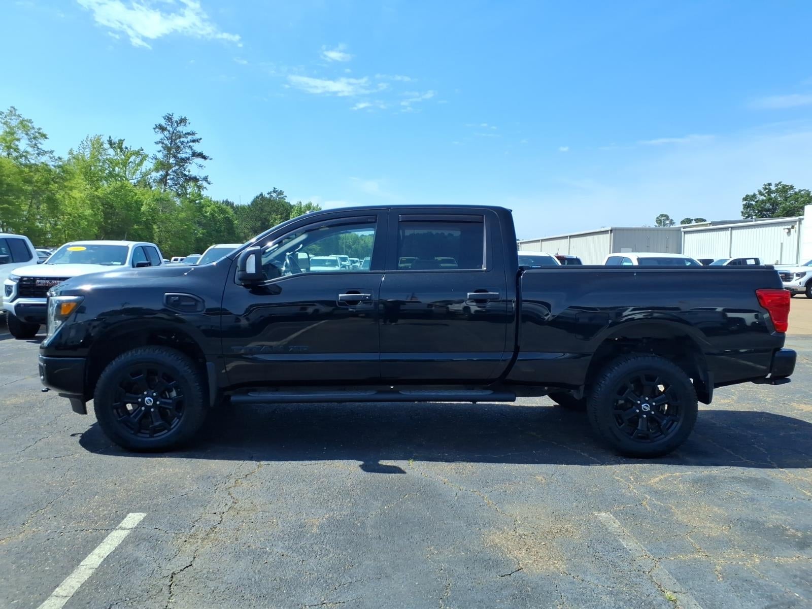 2019 Nissan Titan XD SL
