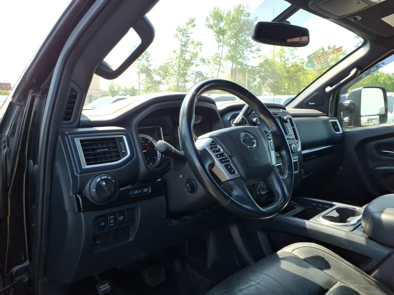 2019 Nissan Titan XD SL