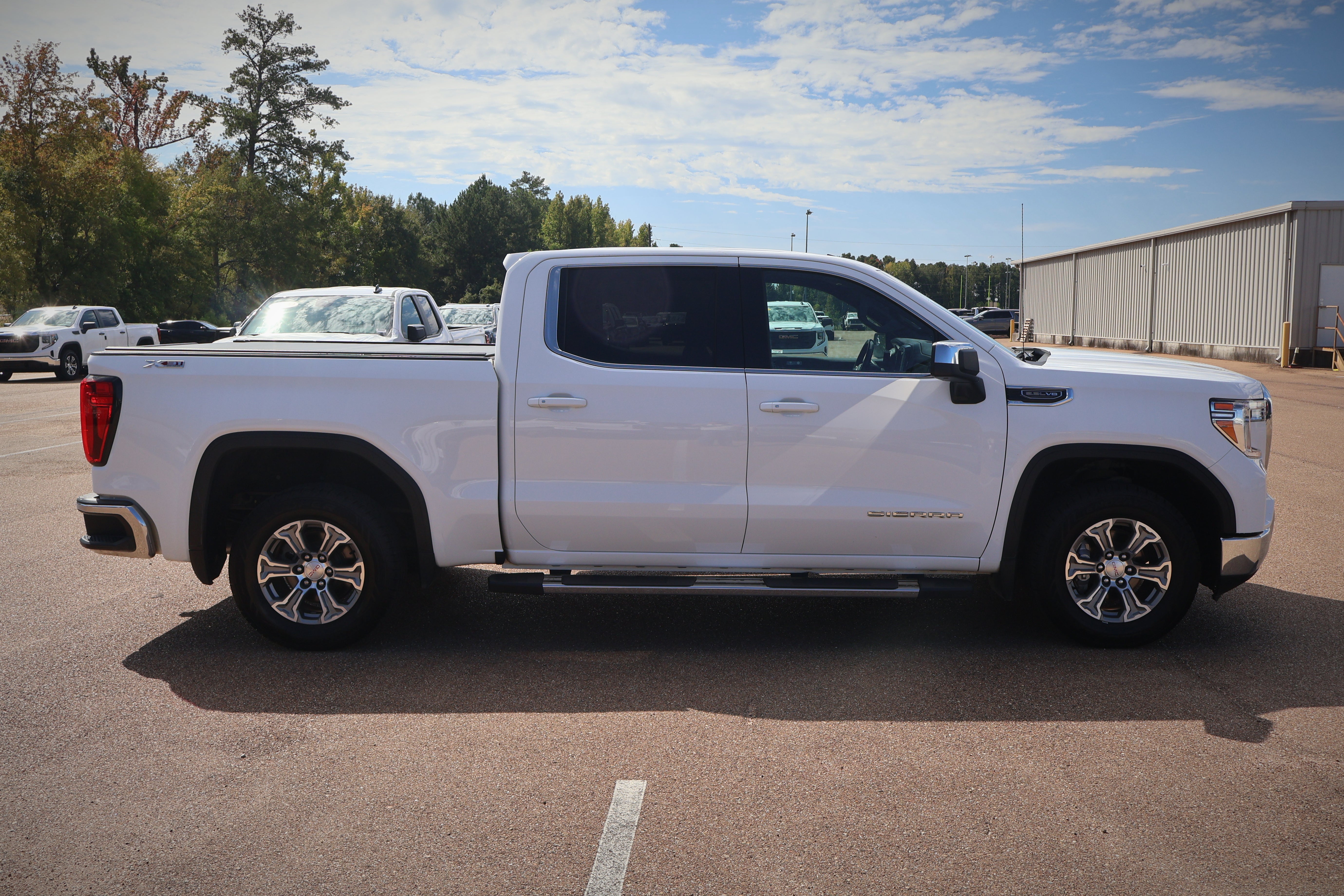 2021 GMC Sierra 1500 SLE