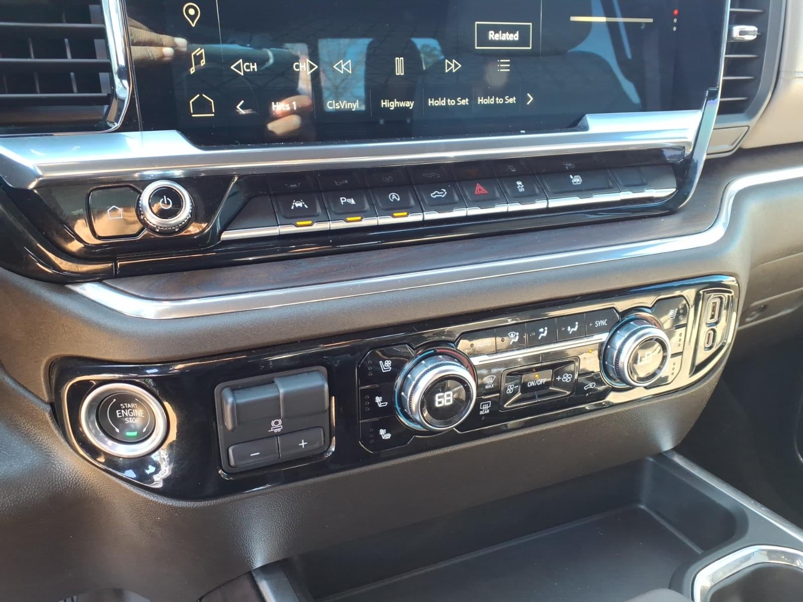 2023 GMC Sierra 1500 SLT