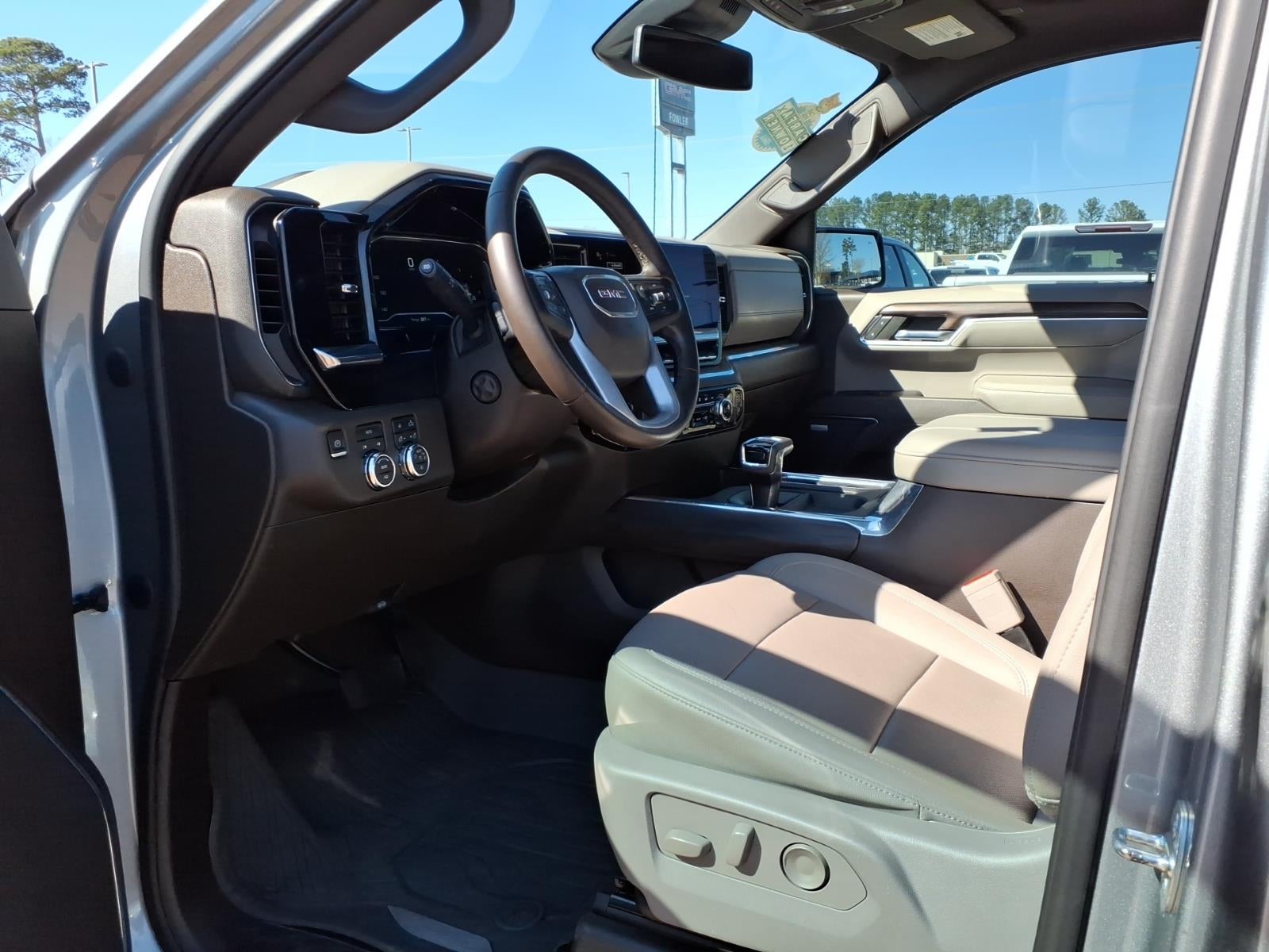 2023 GMC Sierra 1500 SLT