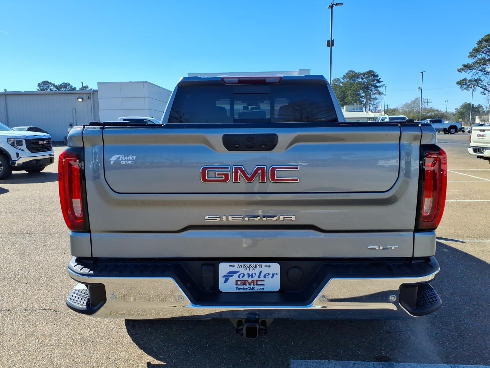 2023 GMC Sierra 1500 SLT