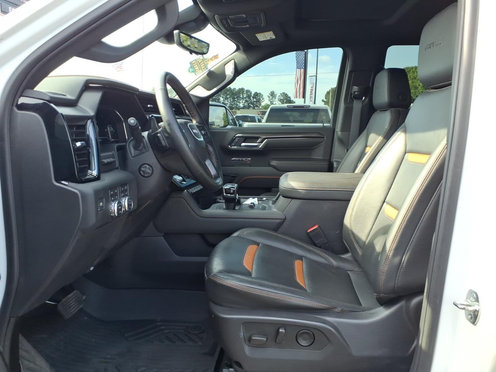 2025 GMC Sierra 1500 AT4