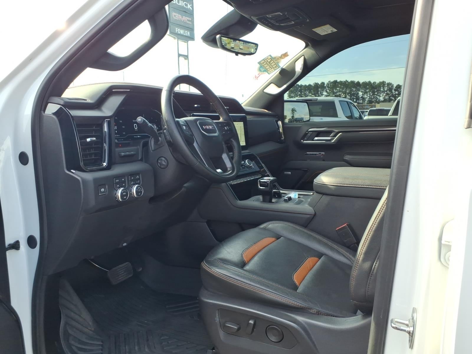 2025 GMC Sierra 1500 AT4