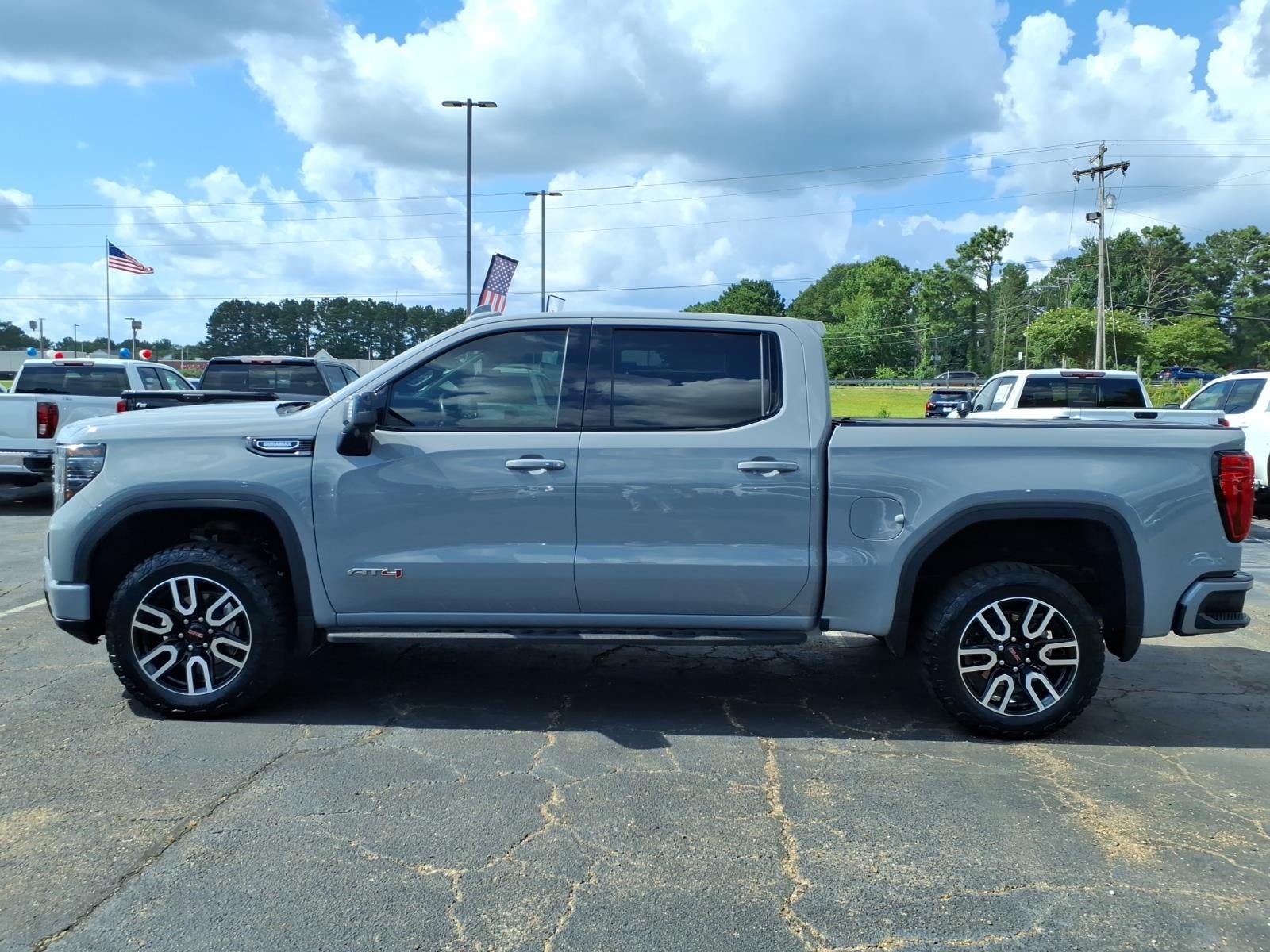 2024 GMC Sierra 1500 AT4