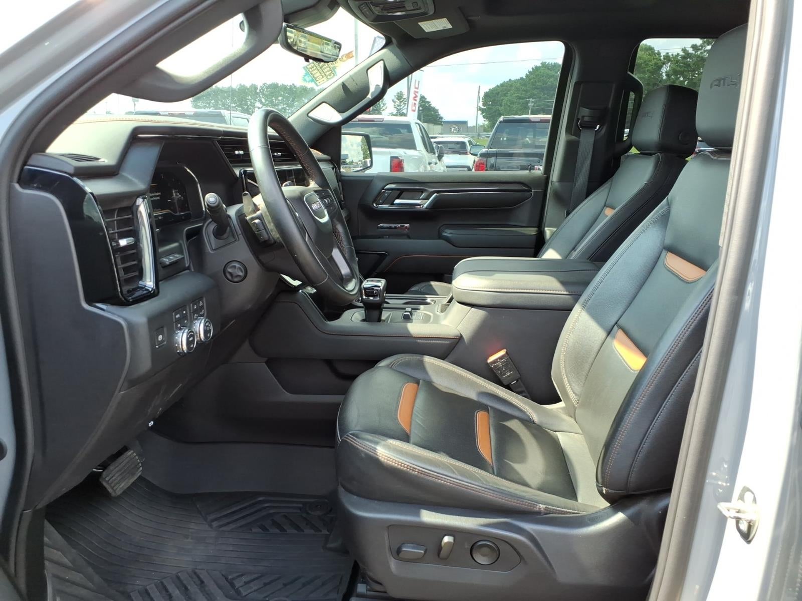 2024 GMC Sierra 1500 AT4
