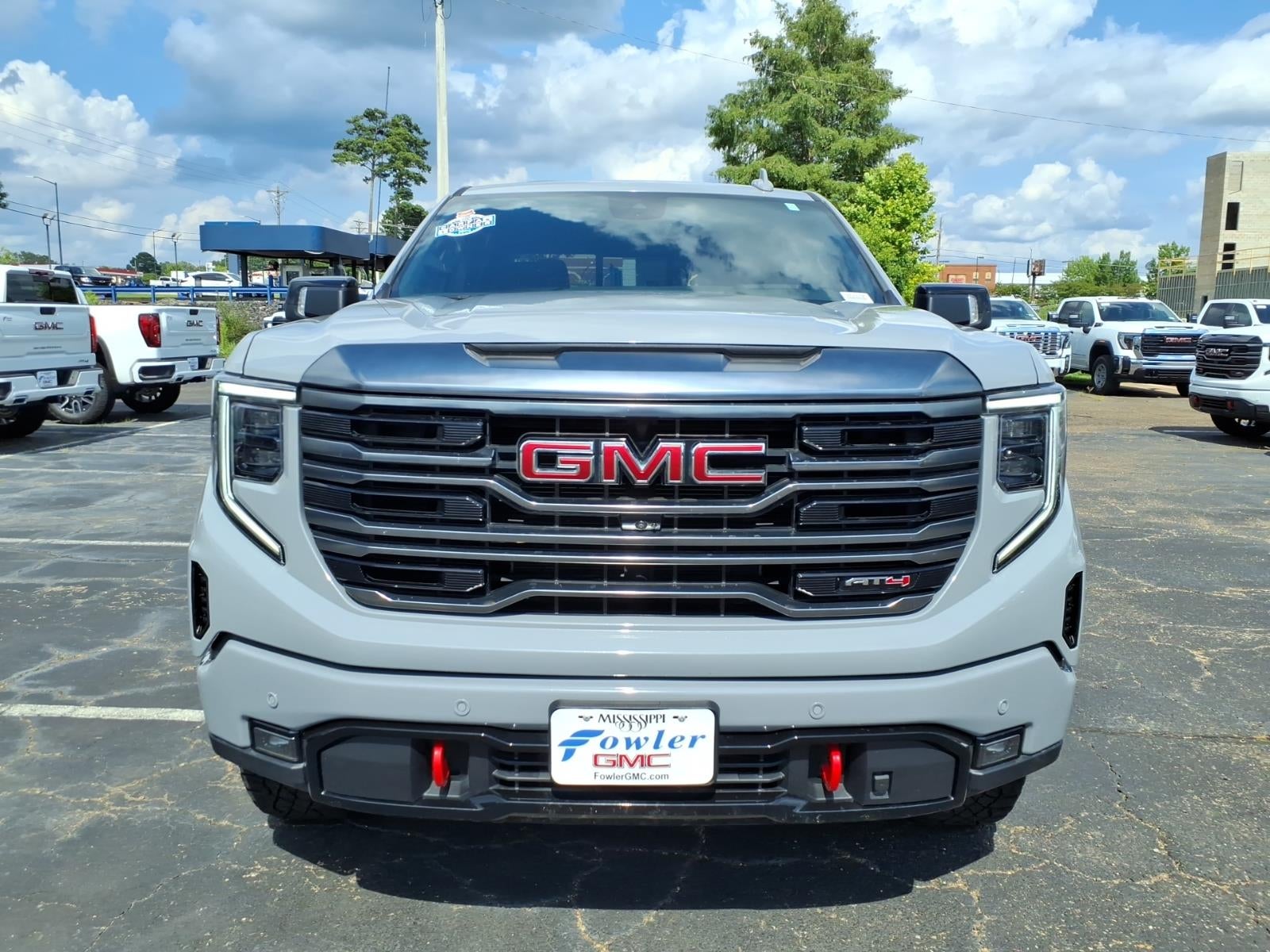 2024 GMC Sierra 1500 AT4