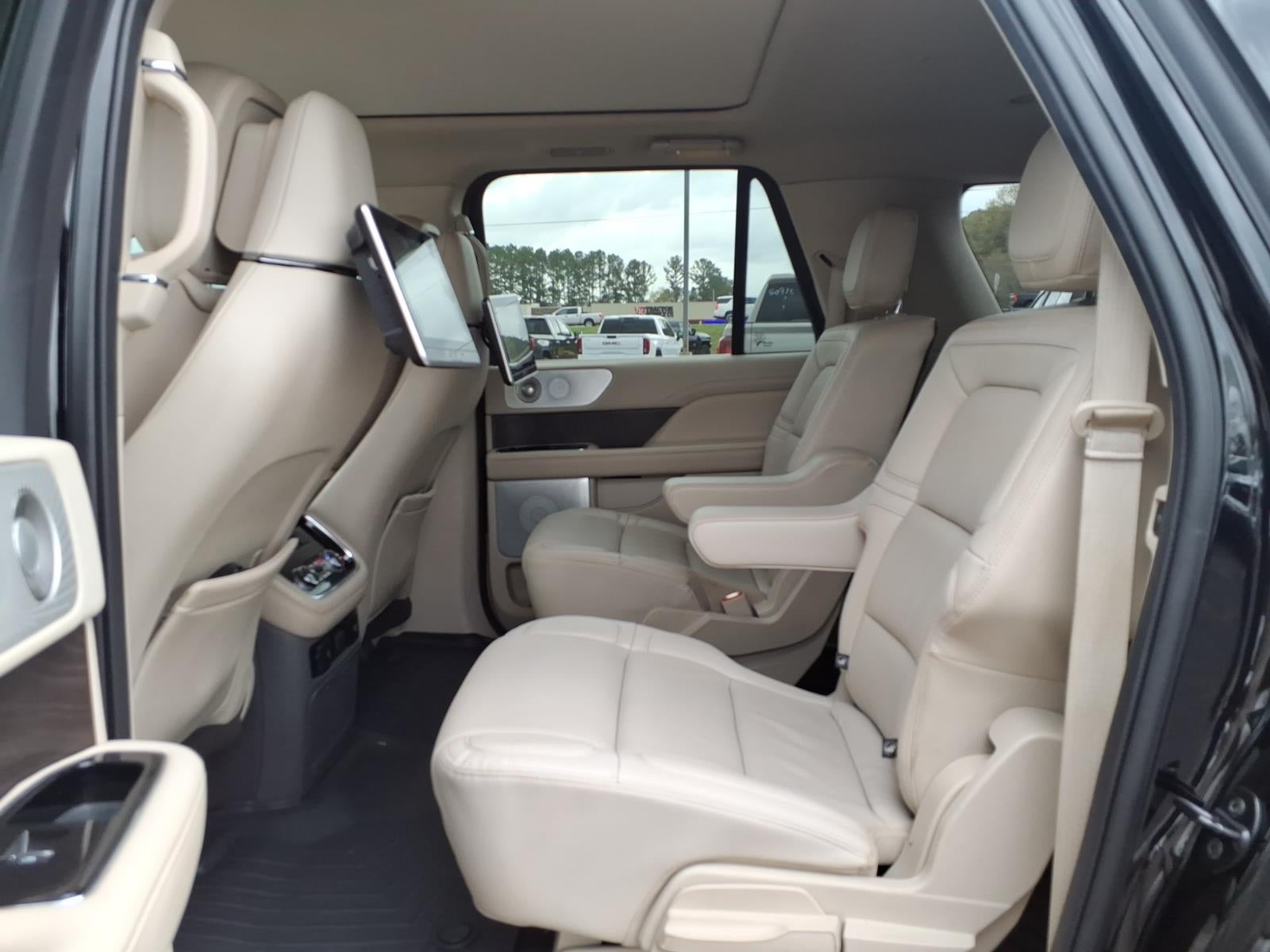 2021 Lincoln Navigator L Reserve