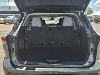 2022 Toyota Highlander XLE