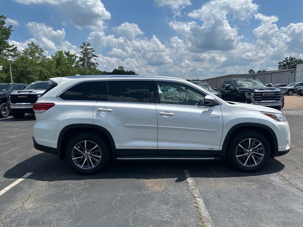 2019 Toyota Highlander Hybrid XLE