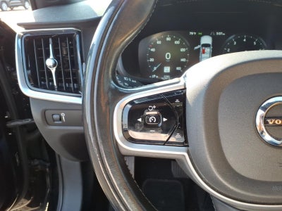 2018 Volvo S90 Momentum