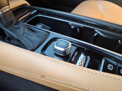 2018 Volvo S90 Momentum